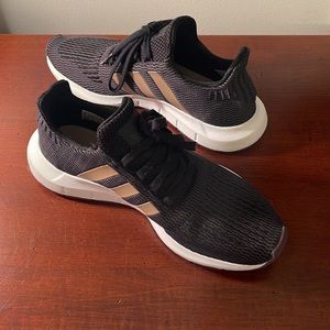 Adidas swift run